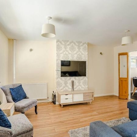 Off Road Parking, Smart Tv In Each Room! Swansea Exterior foto