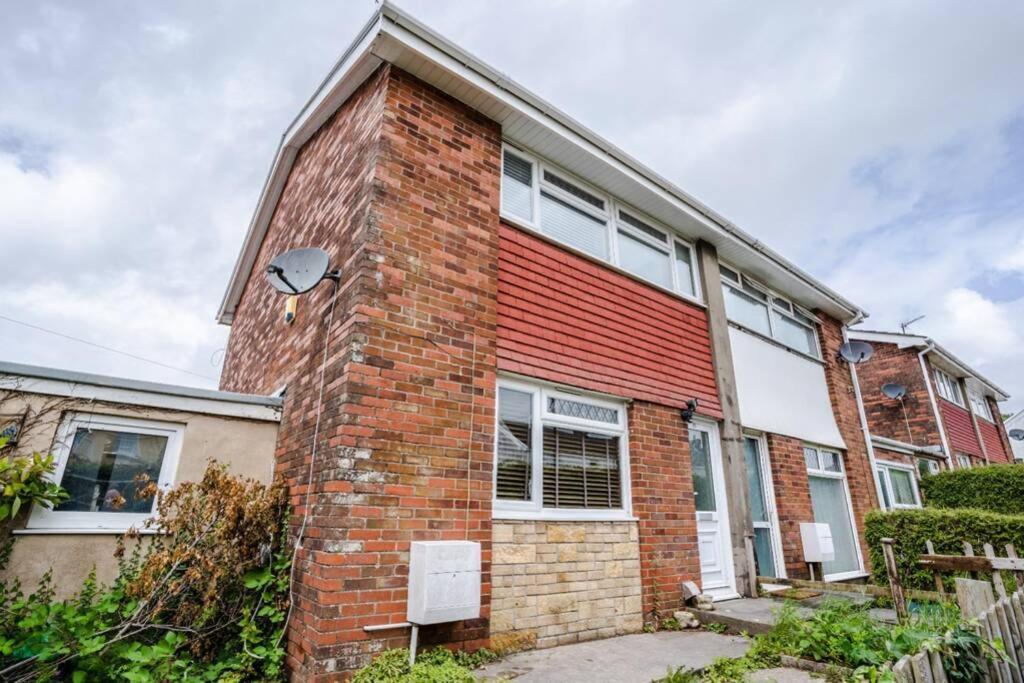 Off Road Parking, Smart Tv In Each Room! Swansea Exterior foto